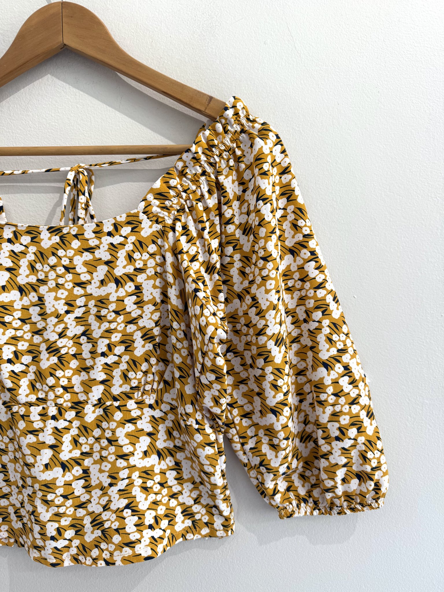Blusa amarela floral decote quadrado e mangas bugantes - M amarelo tamanho M - vista adicional 2