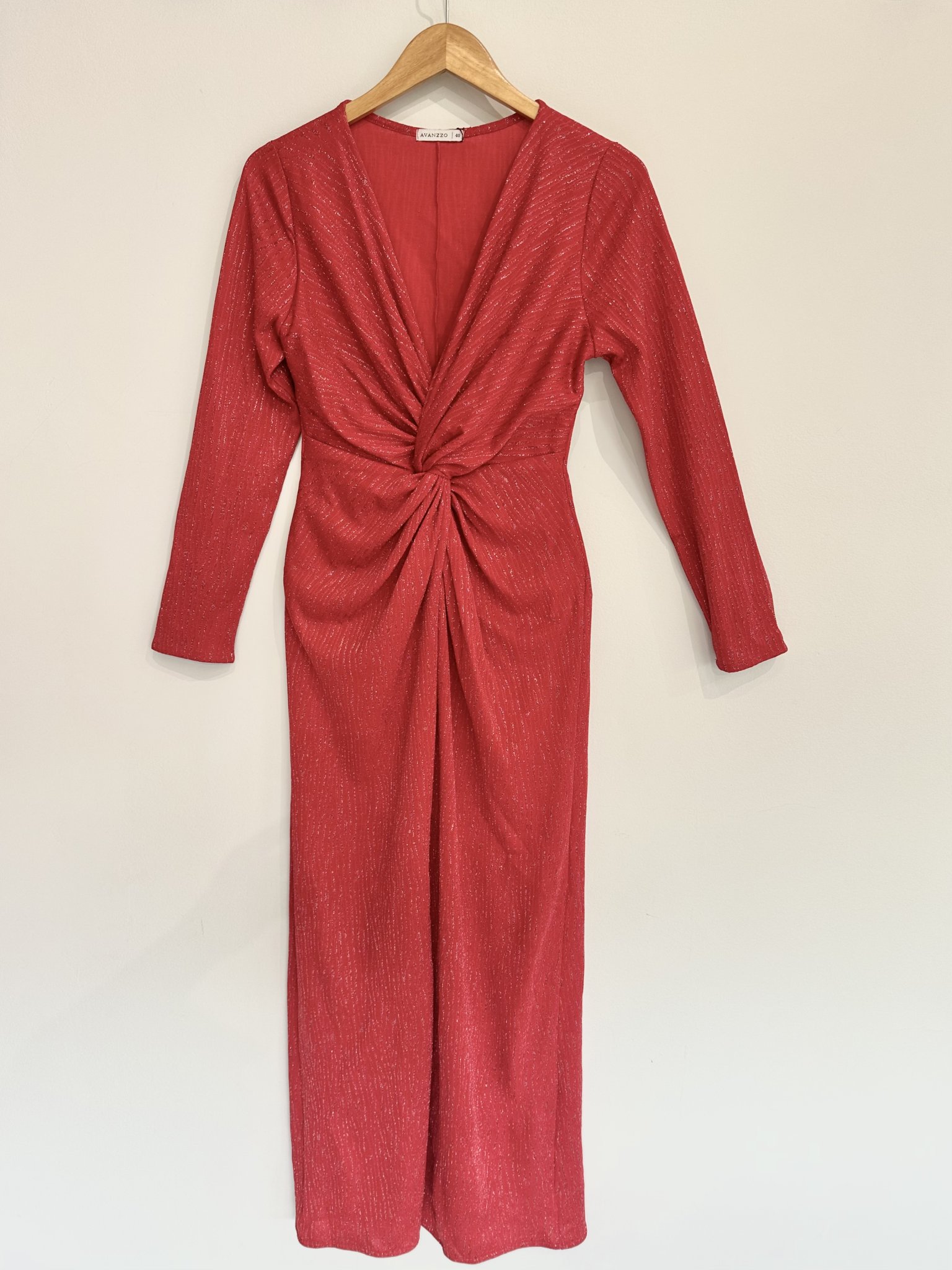 Vestido longo vermelho m/longa de lurex brilhoso Avanzzo - P/M tamanho P/M - foto principal