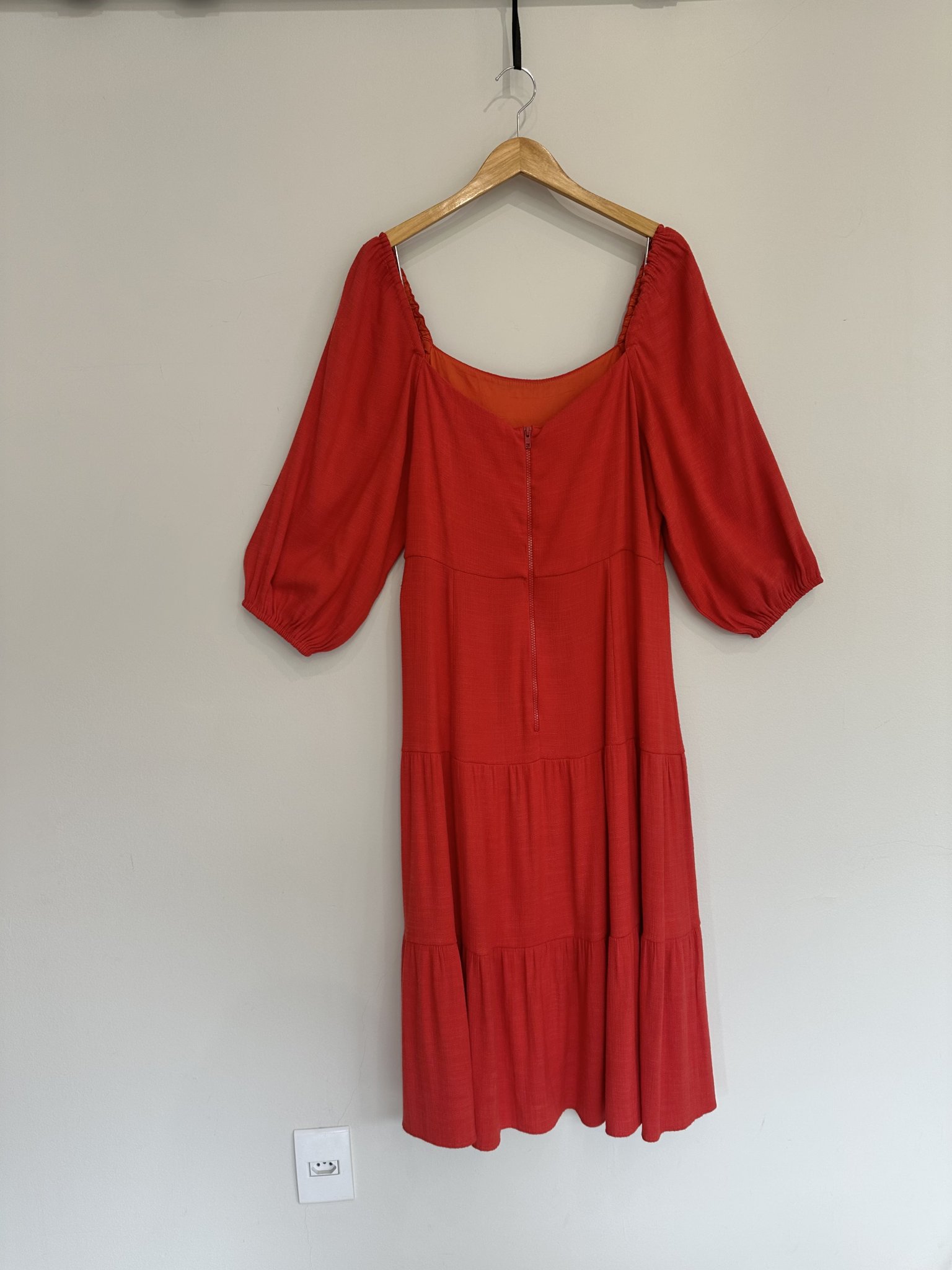 Vestido coral decote princesa e manga 7/8 bufantes - G Rosa tamanho G - vista adicional 3