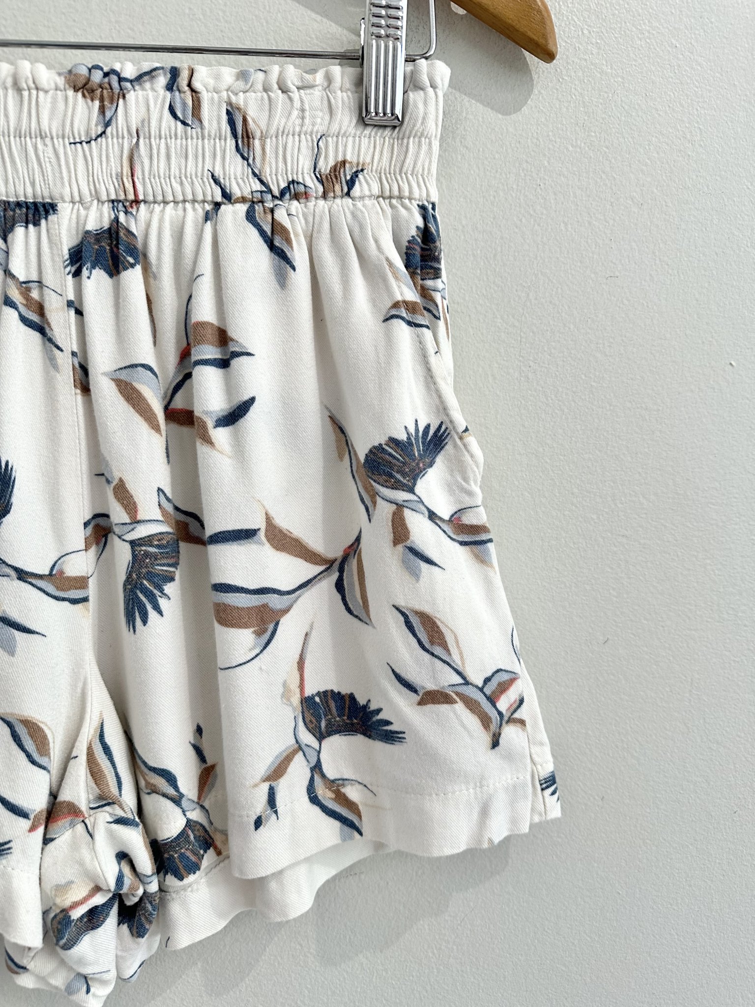 Short branco estampa garças Cortelle - P tamanho P - vista adicional 2