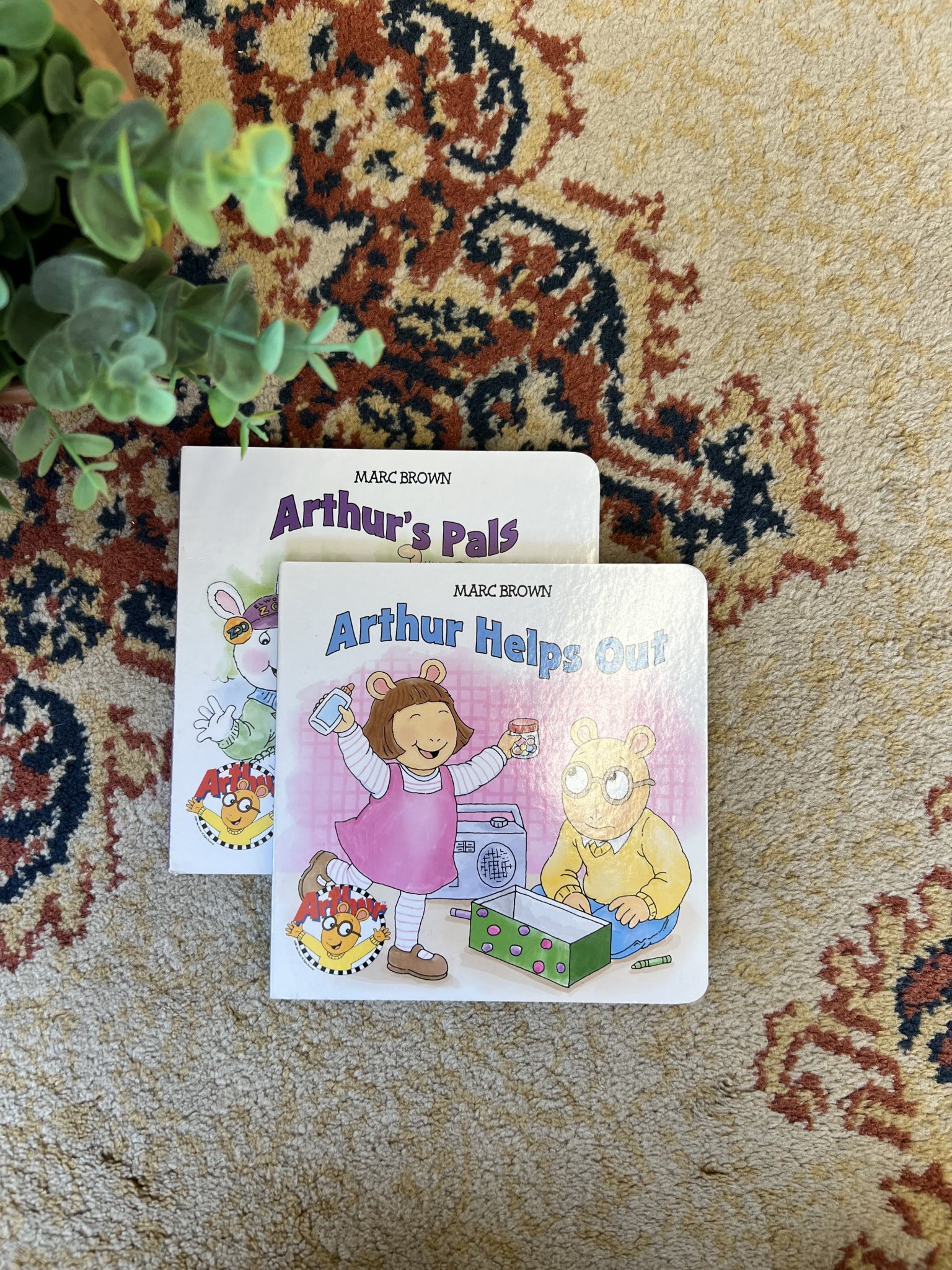 Kit de livros marc brown arthur helps out / Arthur`s Pals - foto principal