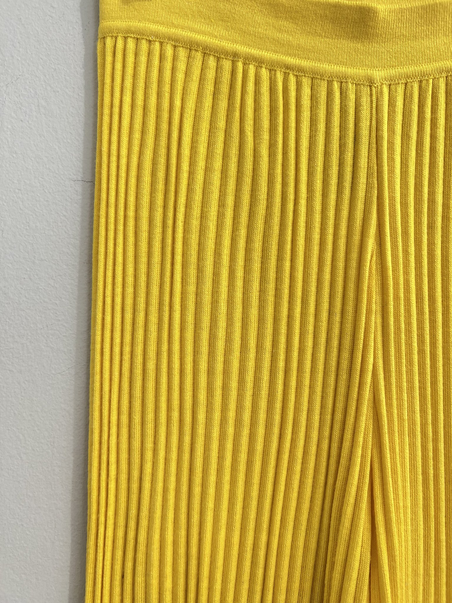 Calça amarela gema tricô canelado Ruth Valente - M amarelo tamanho M - vista adicional 2