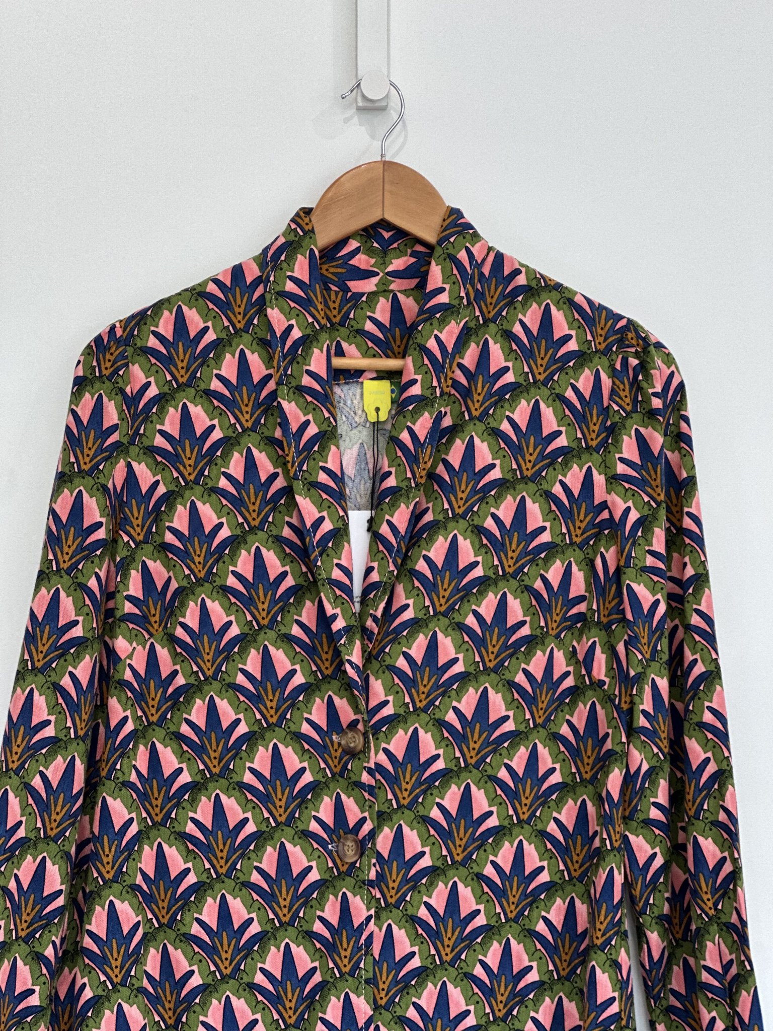 Blazer estampa tropical Farm - P rosa, verde, azul tamanho P - vista adicional 3
