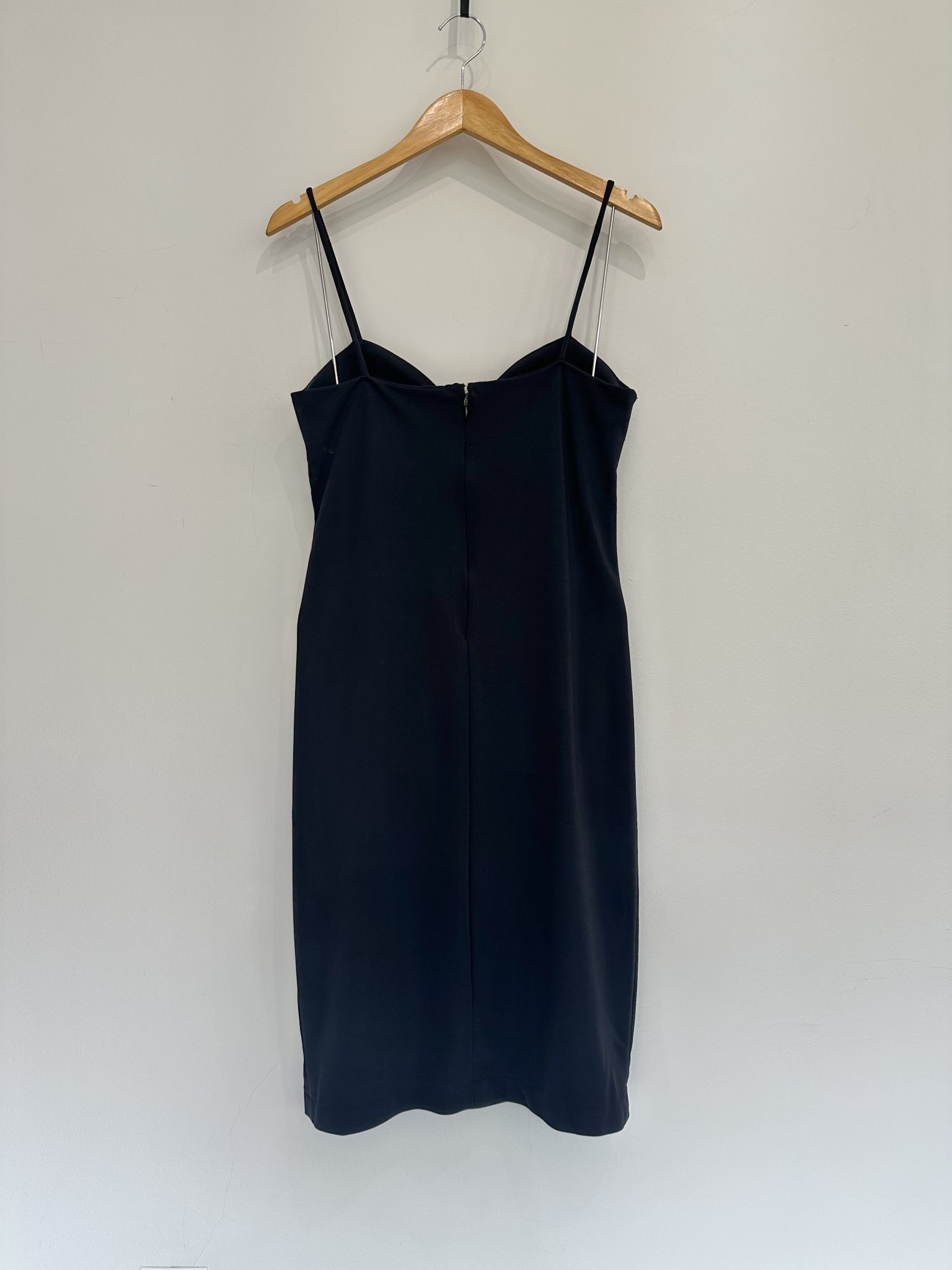 Vestido midi preto de alcinha s/marca - P/M tamanho P/M - vista adicional 2
