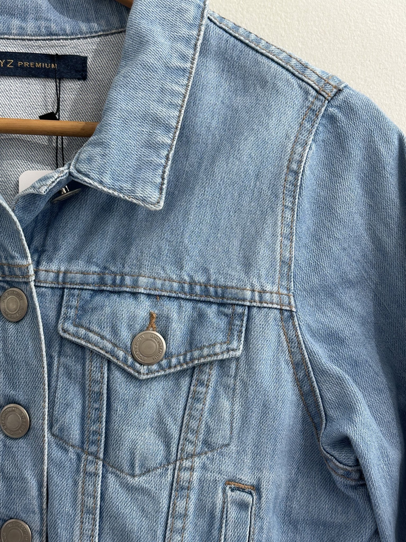 Jaqueta jeans BYZ - P tamanho P - vista adicional 4