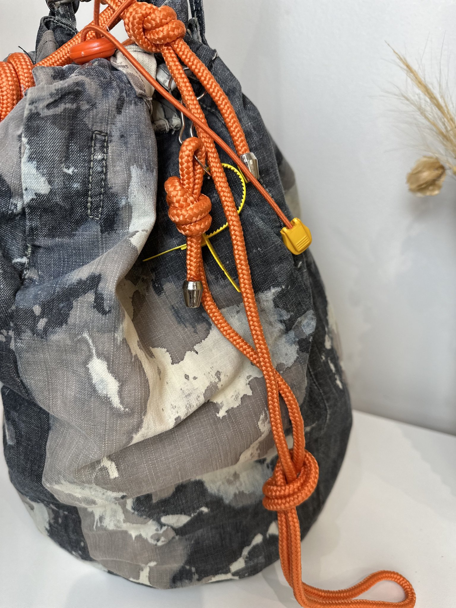 Bolsa jeans upcycling Hello Infini - vista adicional 3