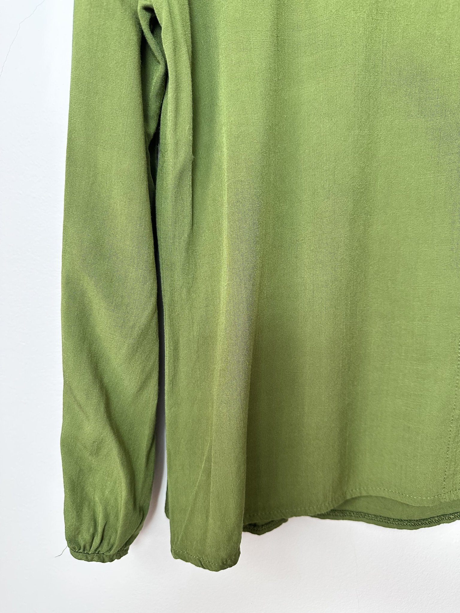 Blusa verde manga longa Kalli - M tamanho M - vista adicional 2
