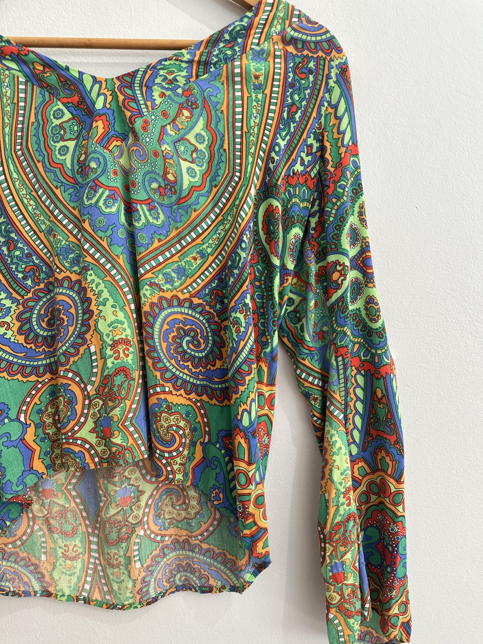 Blusa estampada payslei verde azul vermelho Sative viscose azul, vermelho, verde - vista adicional 2