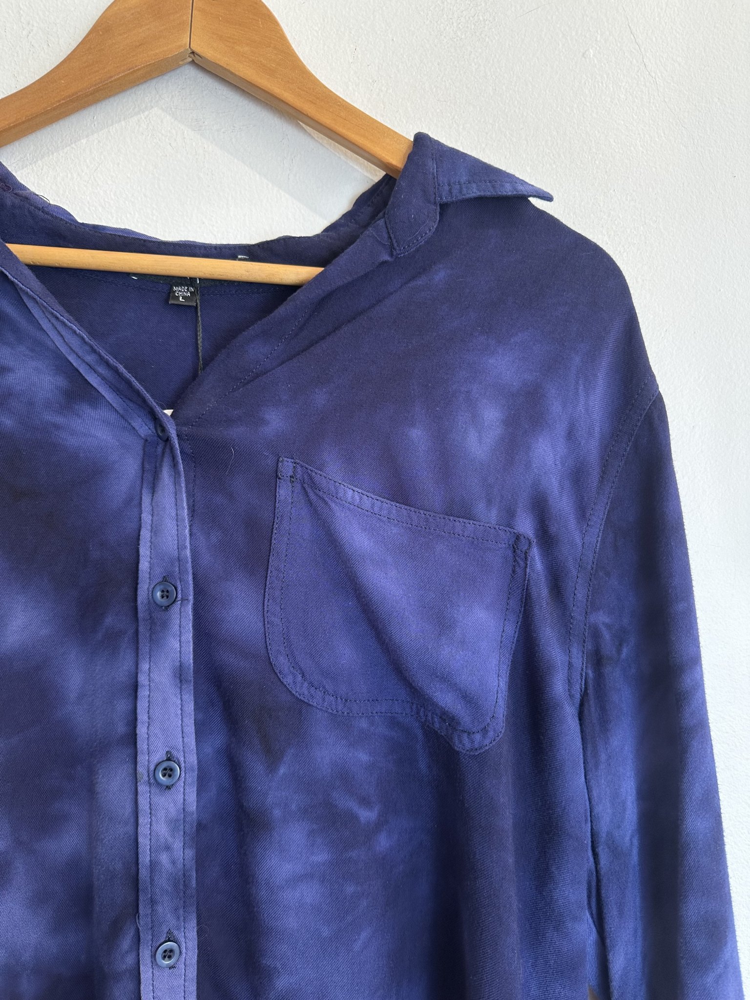 Camisa azul marinho tye dye m/longa Valvet Heart de viscose - G azul, azul-marinho tamanho G - vista adicional 2