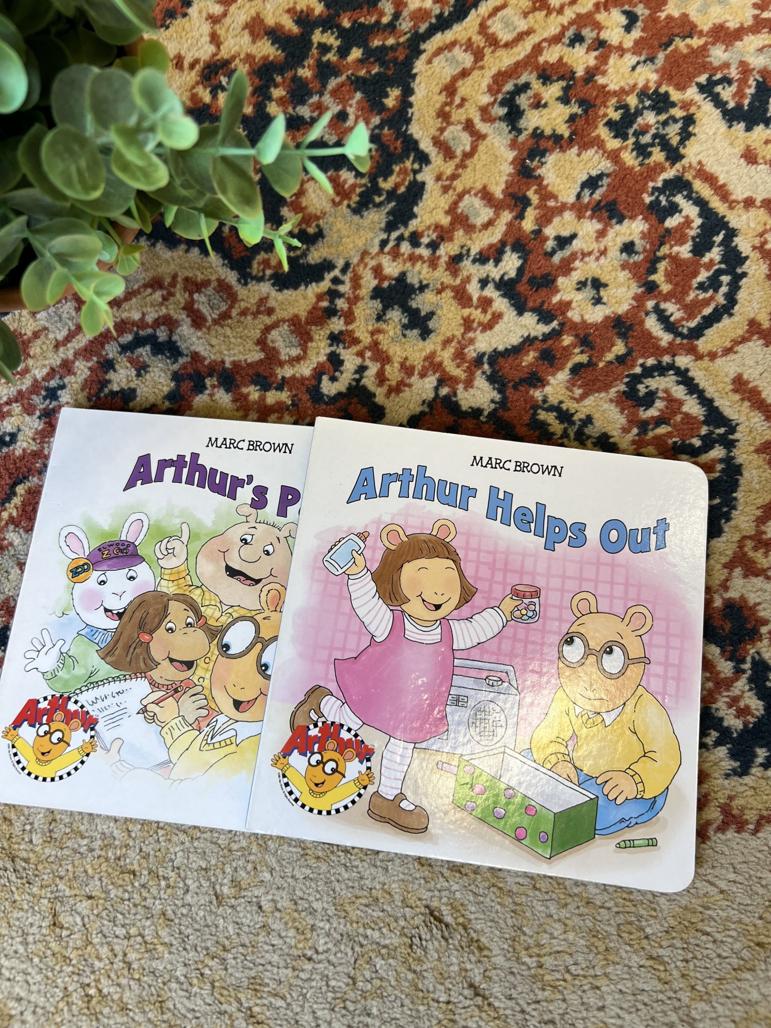 Kit de livros marc brown arthur helps out / Arthur`s Pals - vista adicional 4
