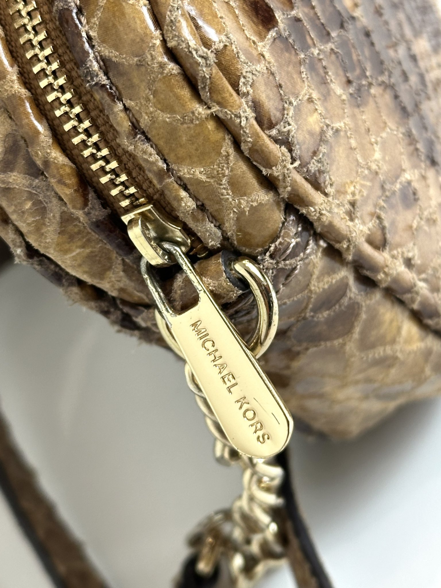 Bolsa crocp Michael Kors - vista adicional 3