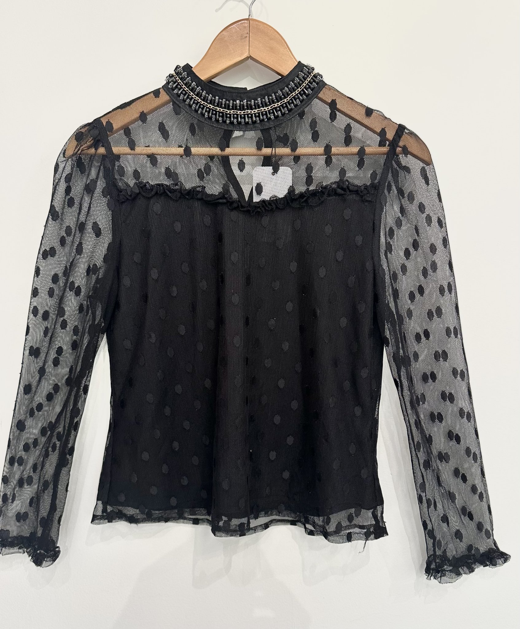 Blusa de tule estampa poá e pedraria Golden Tulip - M Preto tamanho 38/40 - foto principal