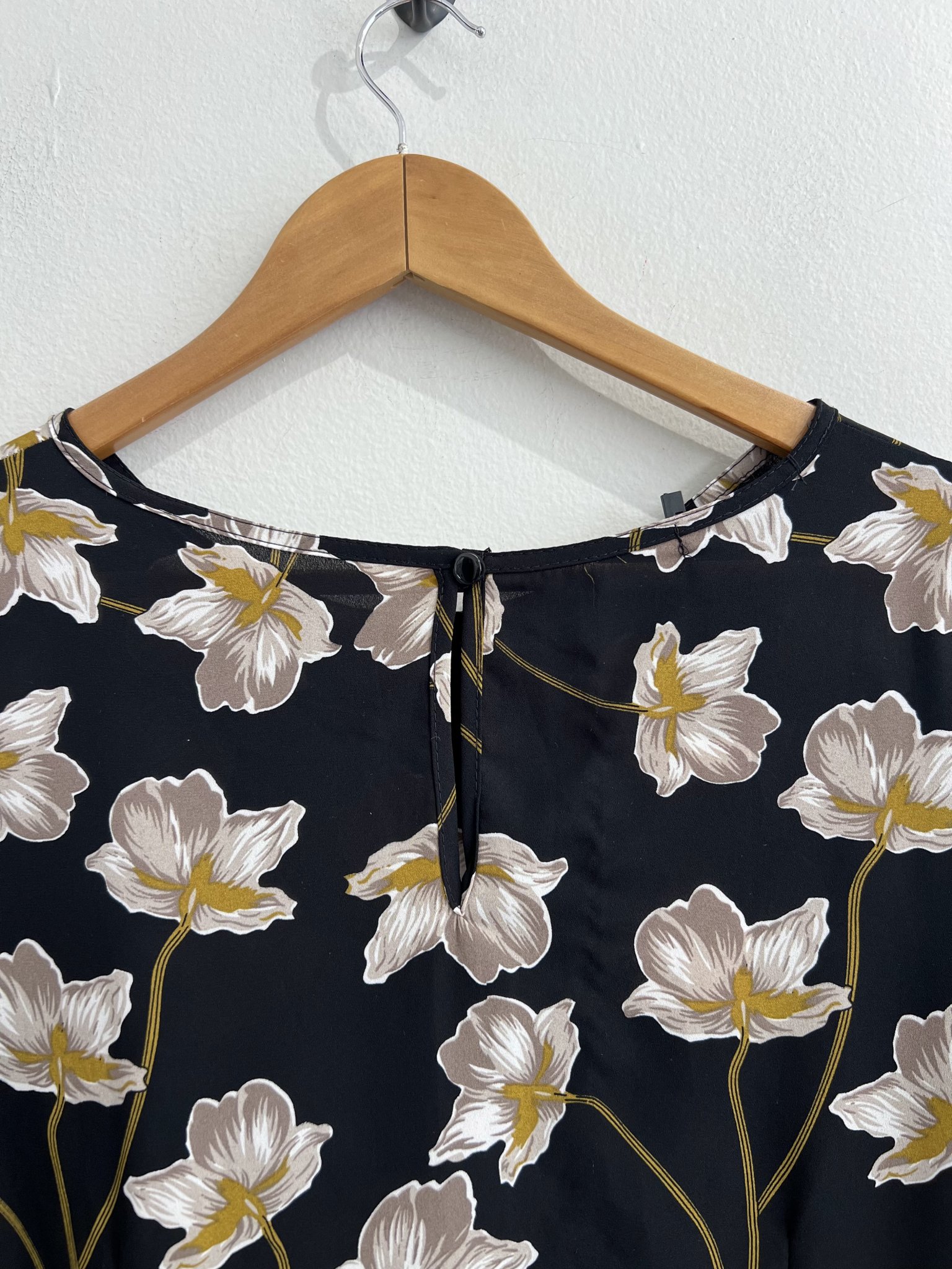 Blusa floral Maria Pinheiro - P Preto tamanho P - vista adicional 5