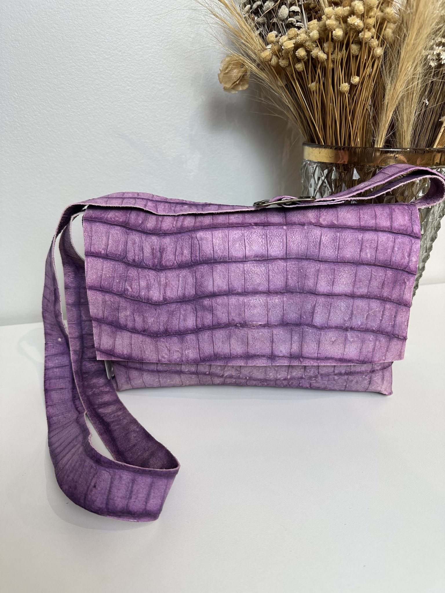 Bolsa tiracolo croco lilás RC roxo - vista adicional 4