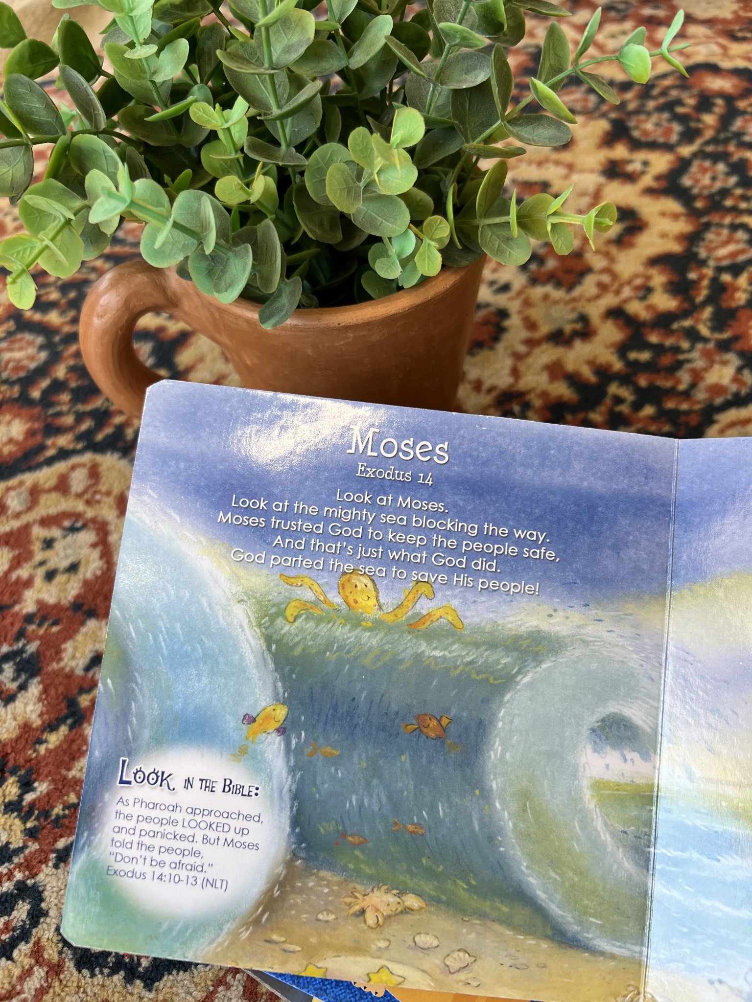 Livro Babys First Bible Look Book - vista adicional 4