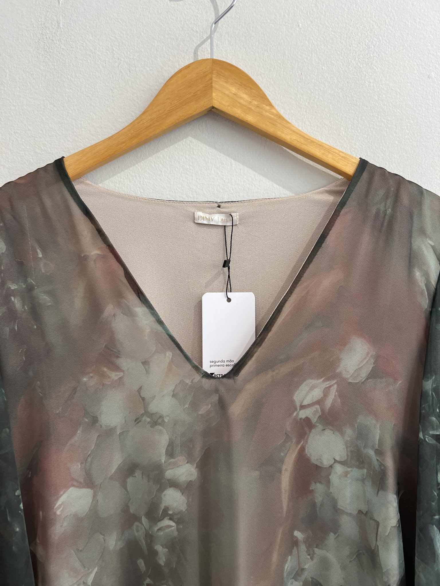 Vestido verde floral fluido com cinto faixa Dimy - M tamanho M - vista adicional 2