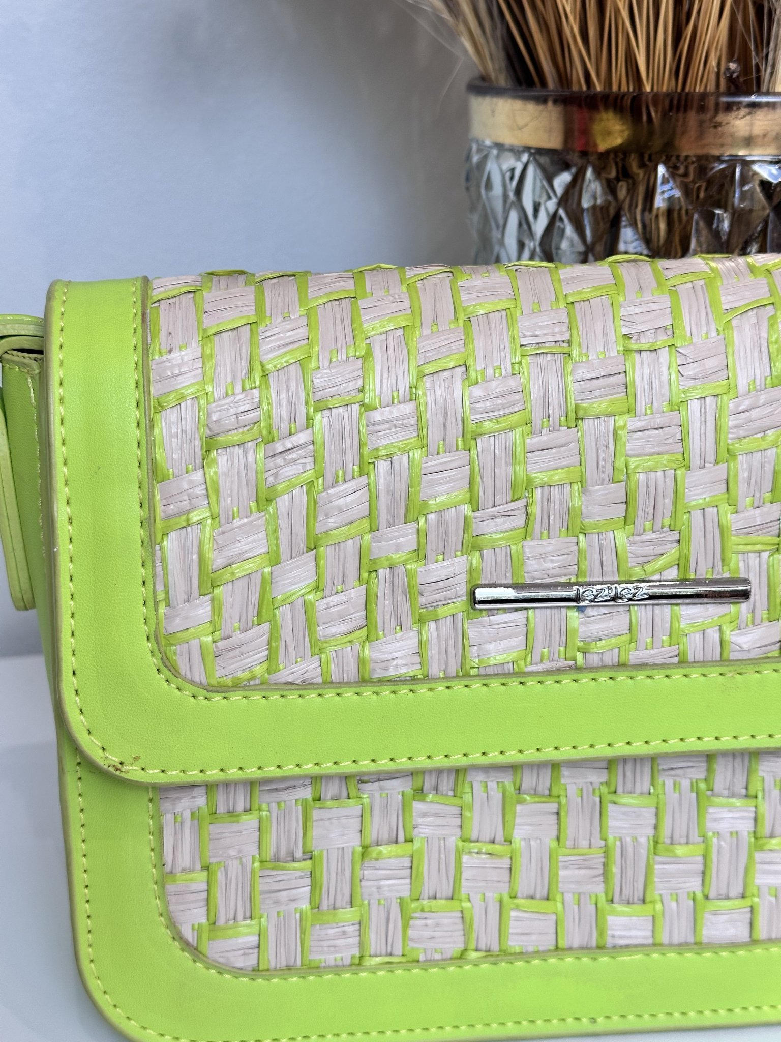 Bolsa tiracolo verde neon Lez a Lez - vista adicional 2