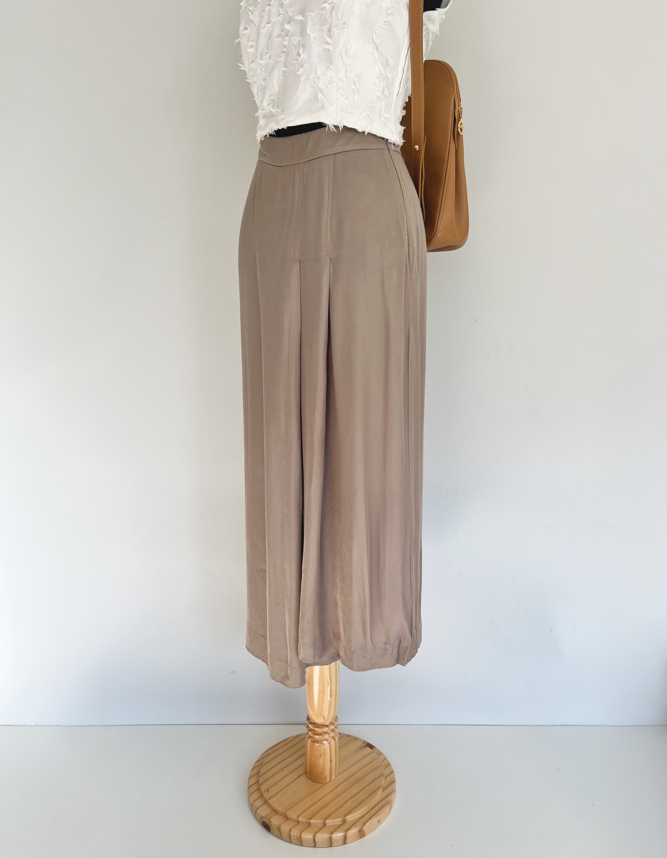 Calça capuccino pantalona Zara cetim - 36