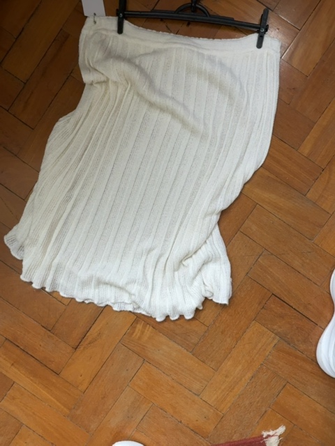 Saia off white de tricô em linha G Sem marca branco - foto principal