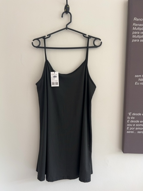 Vestido (forro) de alcinha preto básico M Sem marca - foto principal