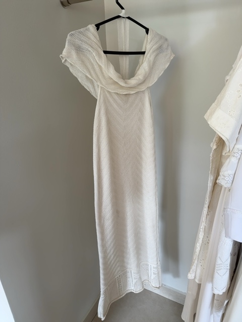 Vestido longo off white de tricô ombro a ombro M Sem marca branco - foto principal